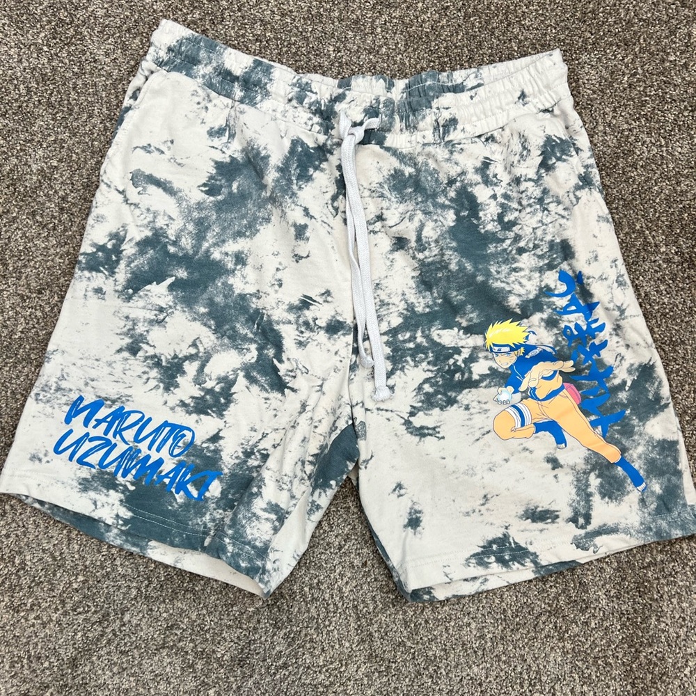 Men’s XL Naruto shorts with pockets and drawstring.